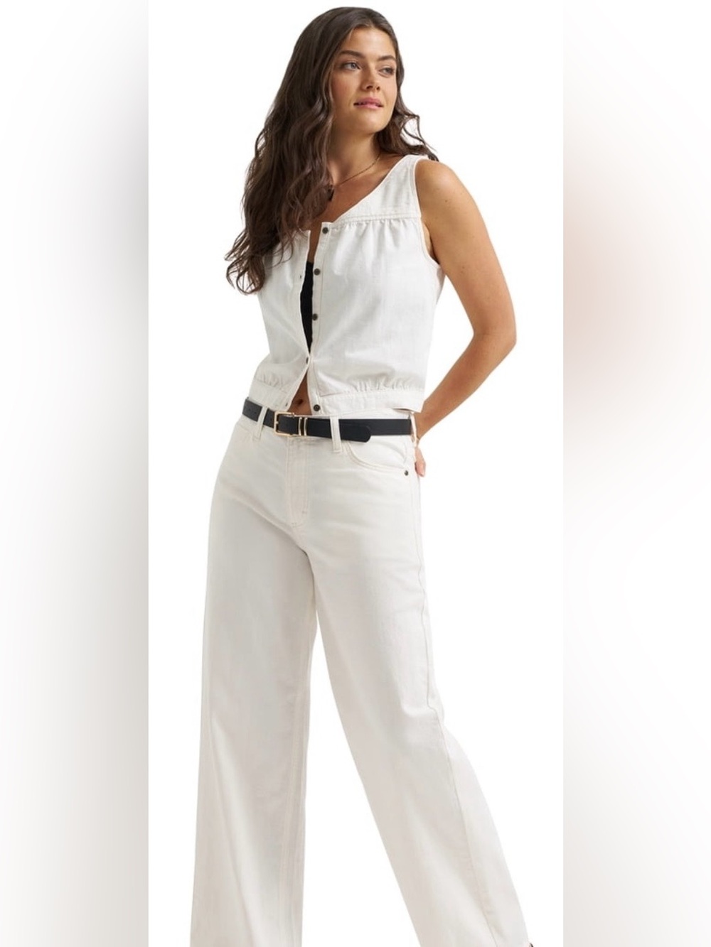 Lee White Sleeveless Button-Front Vest - Picture 13 of 17